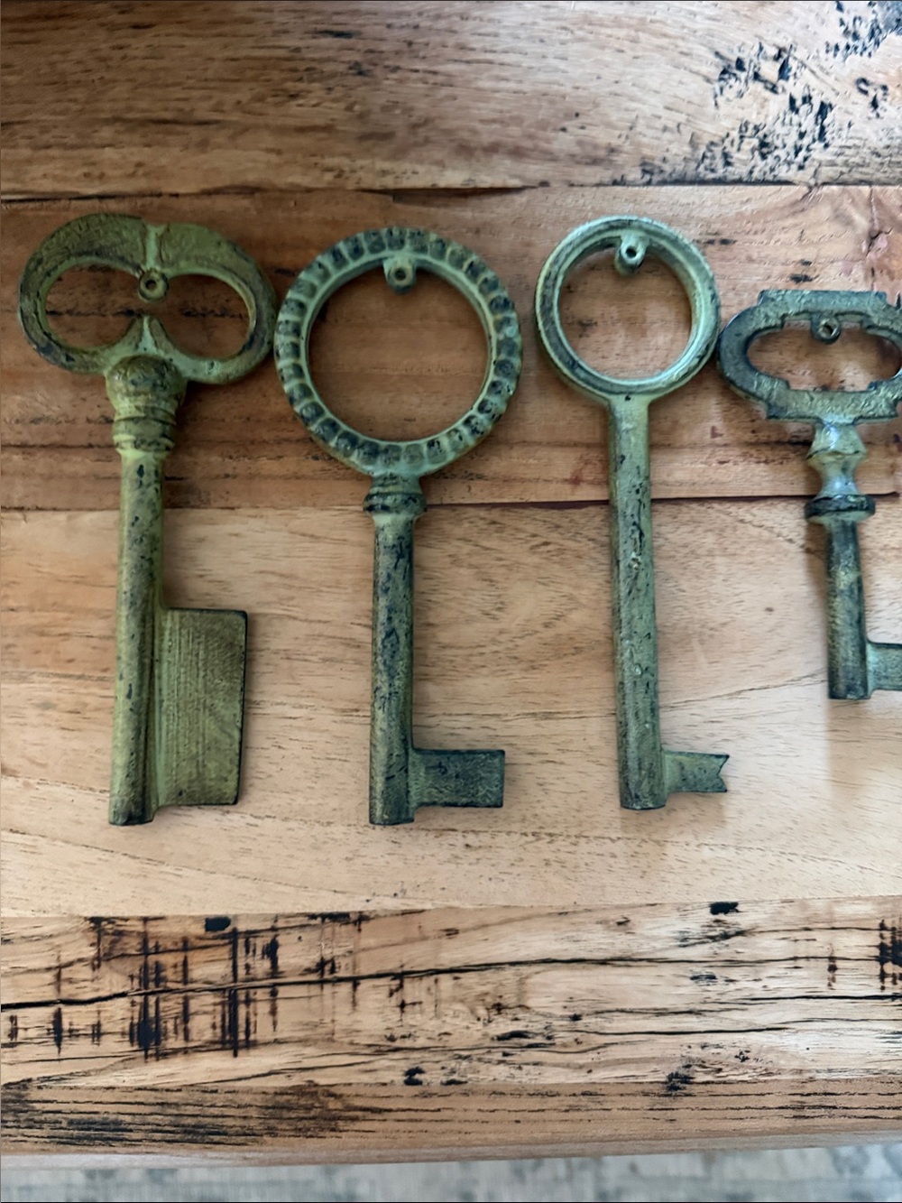 Pottery Barn Antique-Style Decorative Wall Keys in Green Patina.